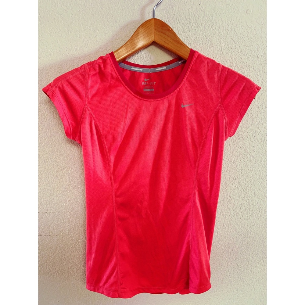 Women’s Nike Shirt